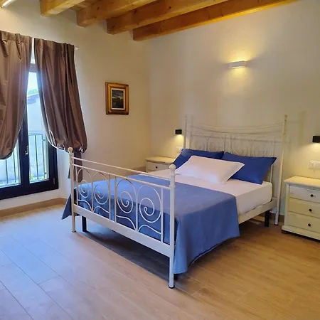 Cascina Monte Tivino 农家乐